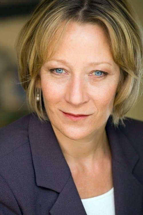 Lily Knight photo