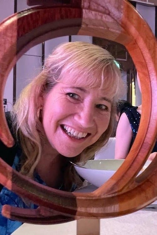 A portrait of Linda Shayne