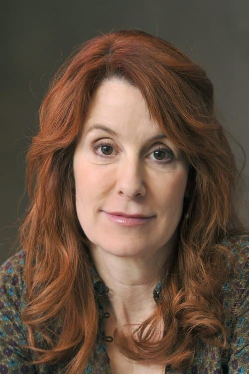 A portrait of Lisa Ohlin