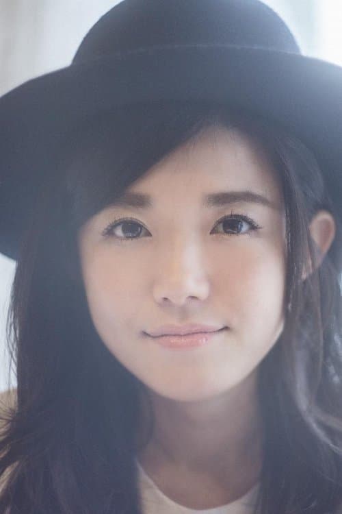 A portrait of Lisa Takeba