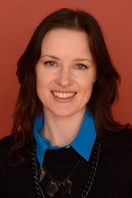 A portrait of Liz W. Garcia