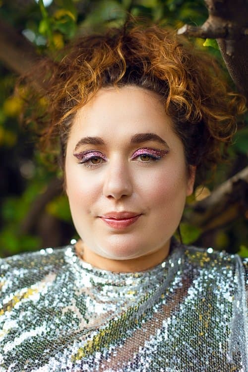 Liza Treyger photo