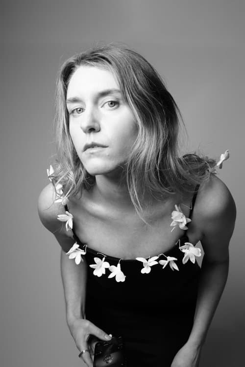 A portrait of Lizzy Born