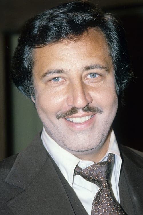 Lloyd Battista photo