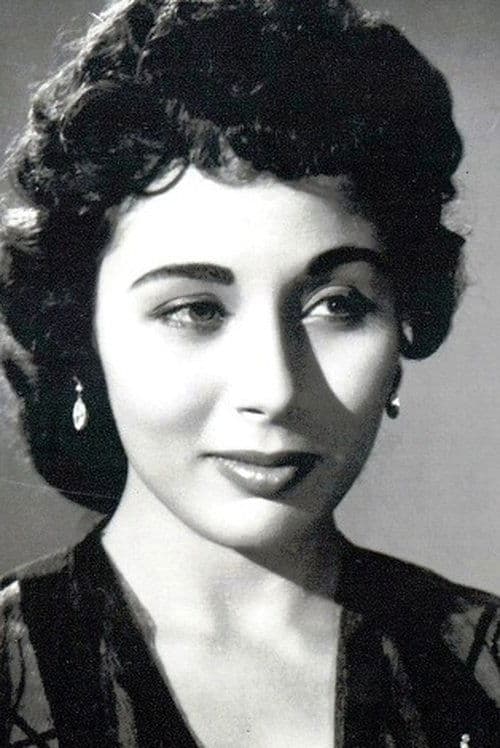 Lobna Abdel Aziz photo