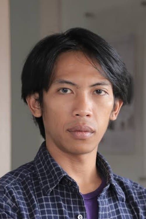 A portrait of Loeloe Hendra