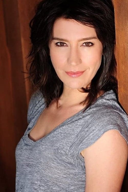 Louise Barnes photo