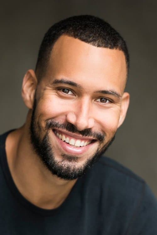 Luc Roderique photo