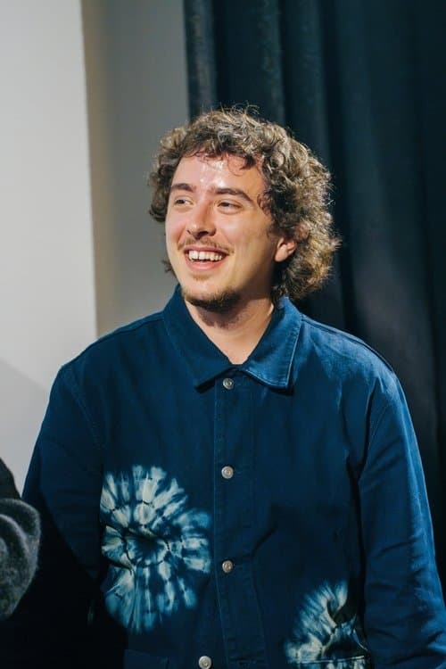 A portrait of Luca Pizzoleo