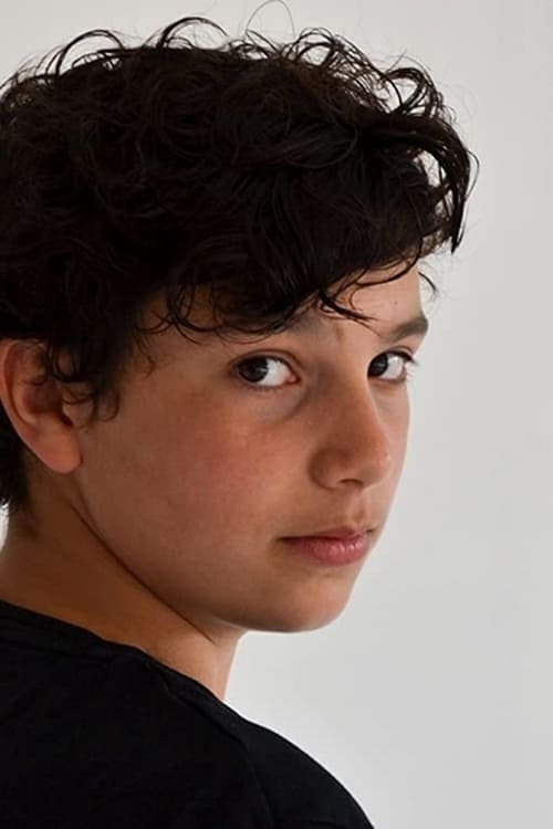 Lucas Bond photo