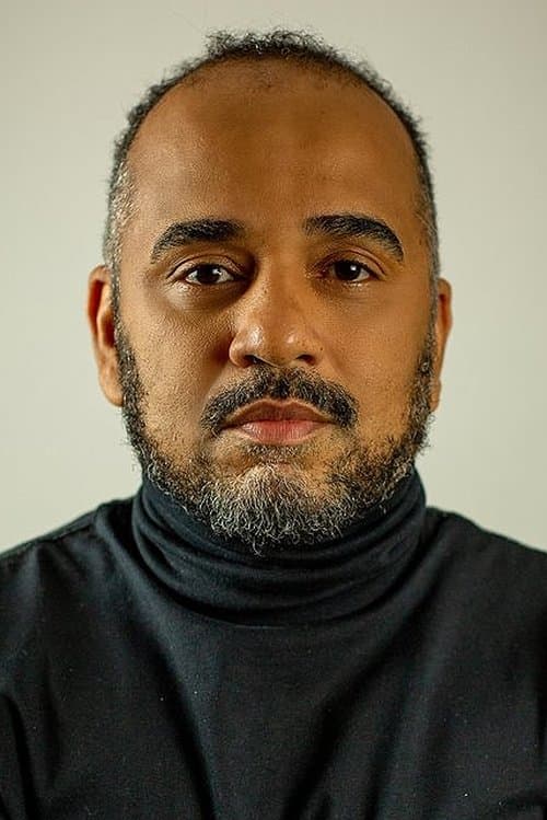 A portrait of Luciano Vidigal