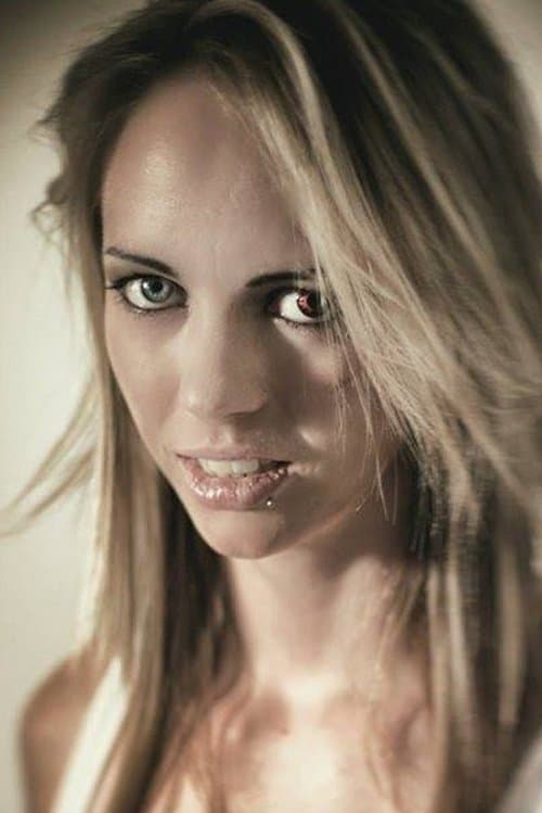 Luna Wolf photo