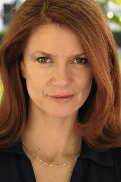 Maggie Moore photo