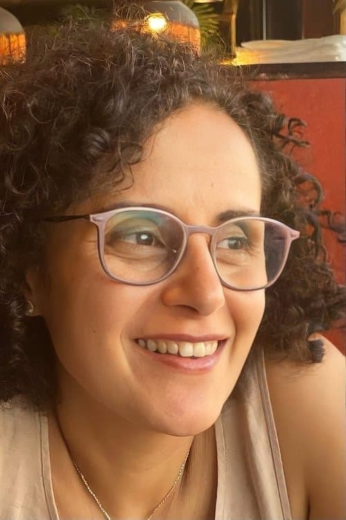 A portrait of Maggie Morgan