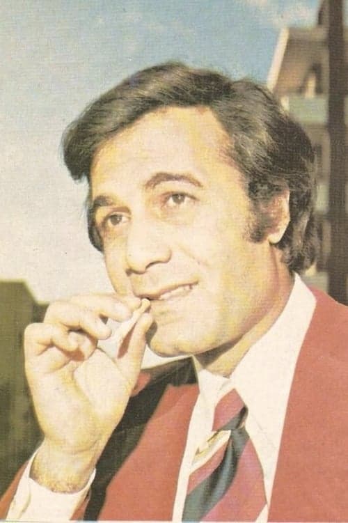 Mahmoud Yassin photo