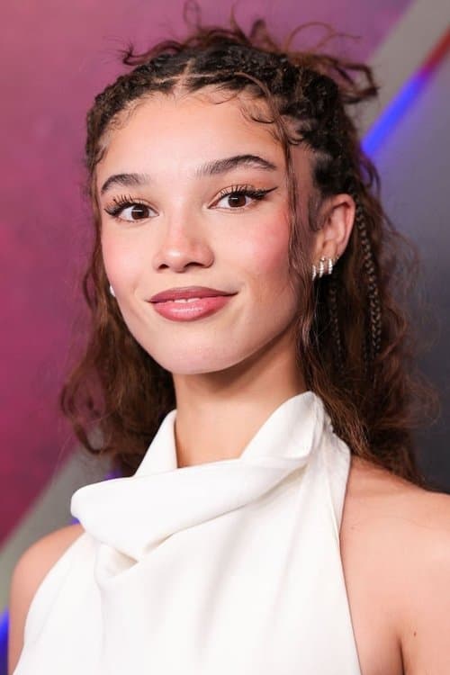 Malia Baker photo