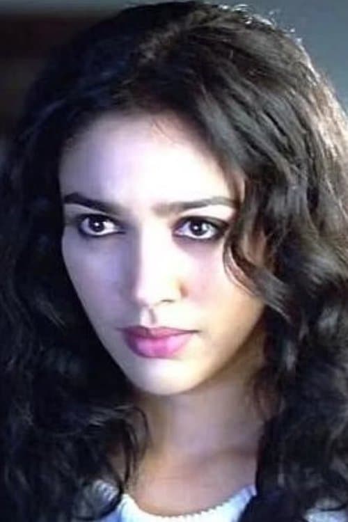 Malini Sharma photo