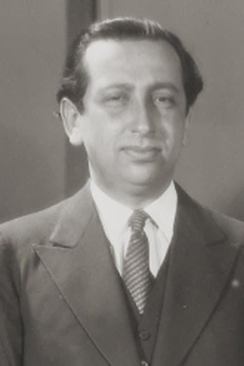 A portrait of Manfred Noa