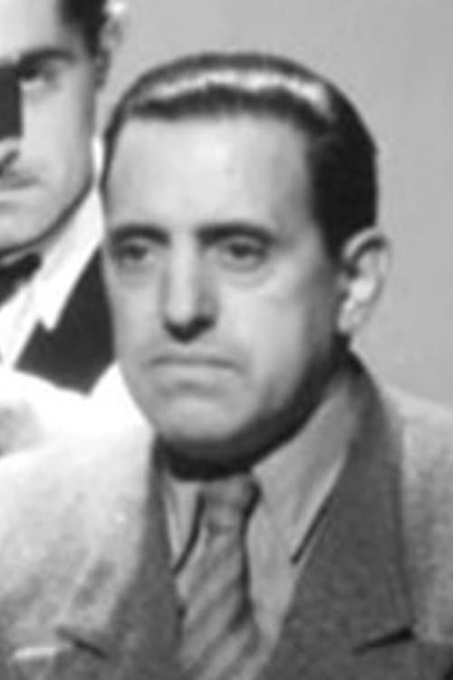 A portrait of Manuel Romero