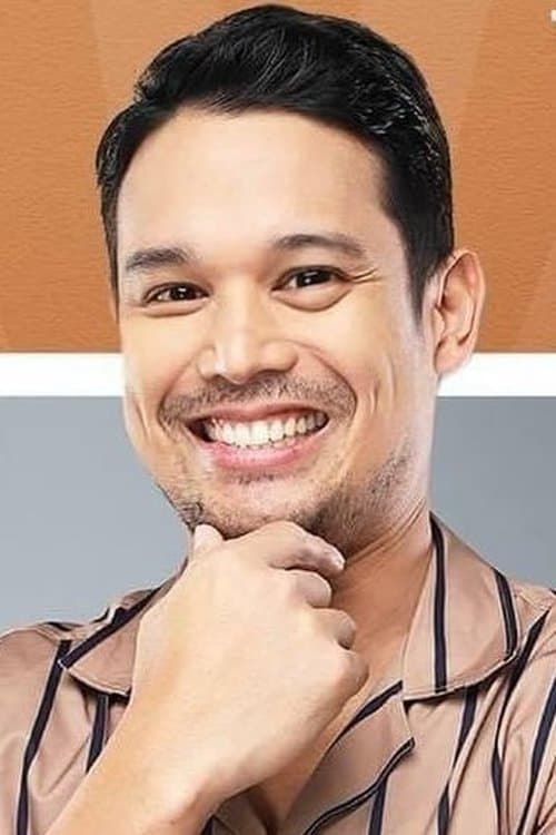 Marc Acueza photo