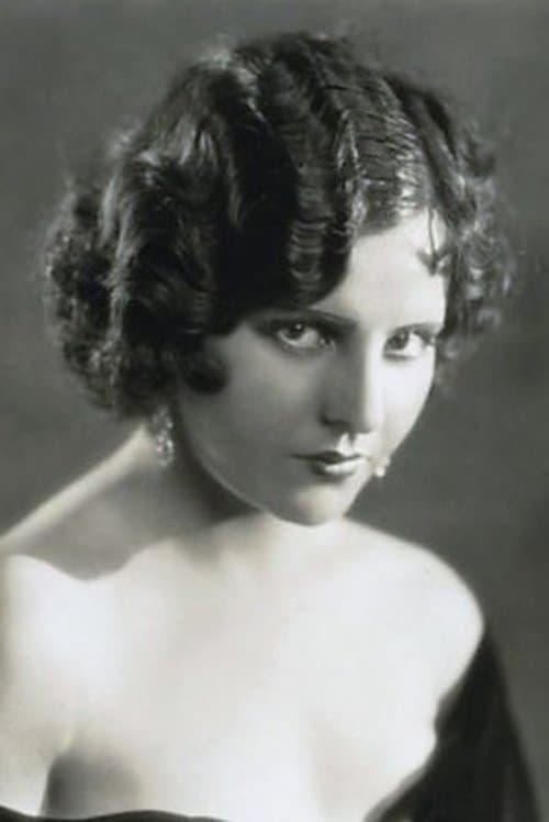 Maria Alba photo