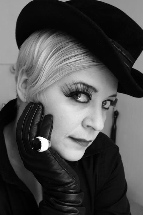 Maria Beatty photo
