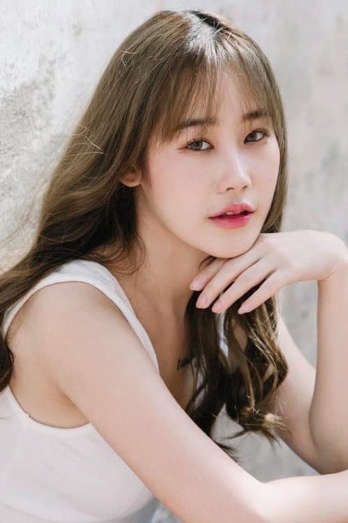 Marika Paekiatchalorn photo