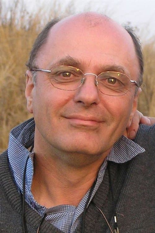 A portrait of Mario Andreacchio