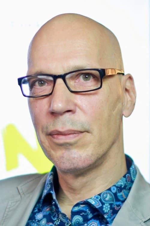 A portrait of Mario Sixtus