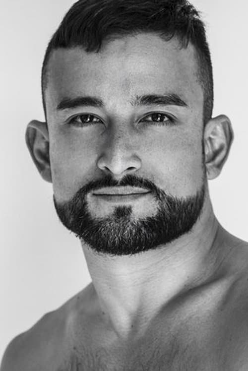 Mark Kanemura photo