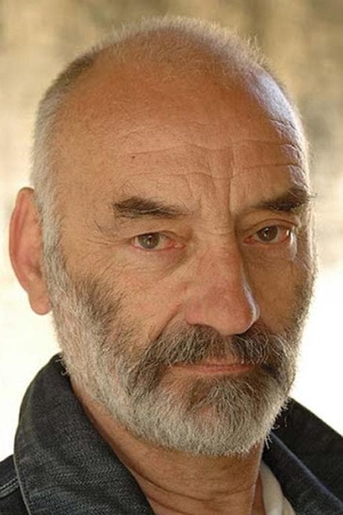 Mark Lewis photo