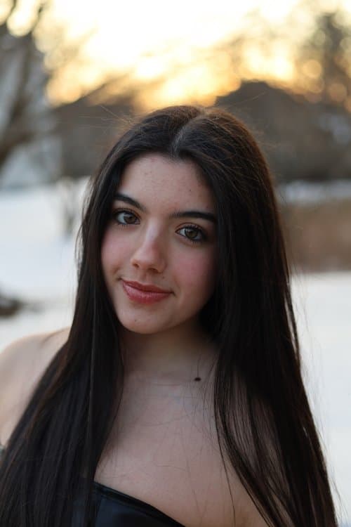 Marlee Lewis photo