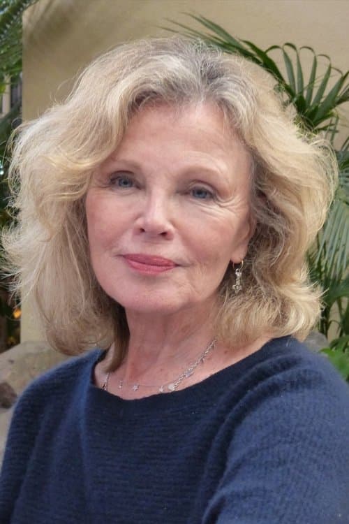 Marta Kristen photo