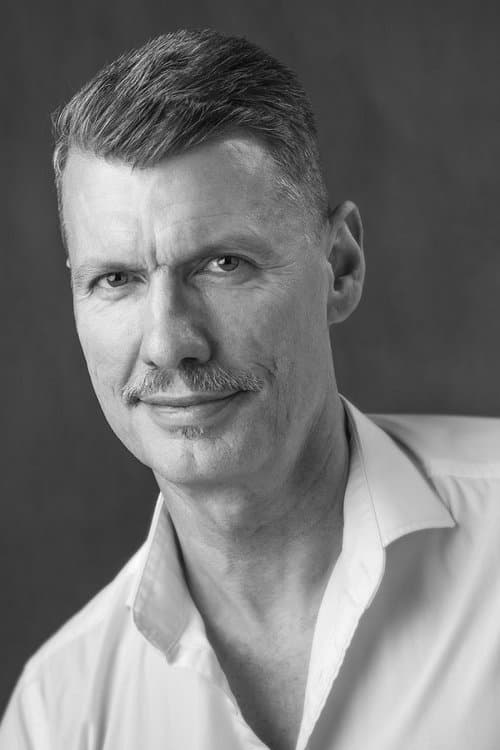 A portrait of Martin Michel