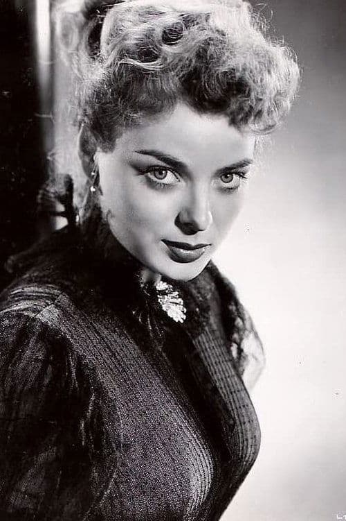 Mary Jo Tarola photo