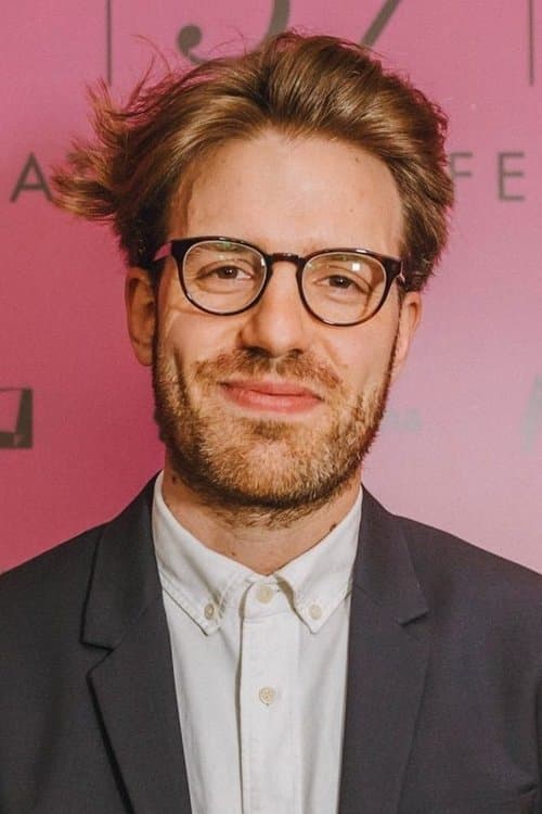 A portrait of Mateo Bendesky