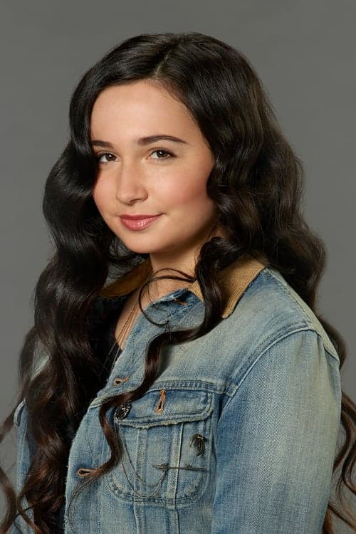 Matreya Scarrwener photo
