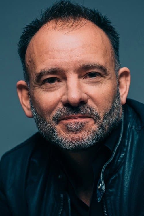 A portrait of Matthew Warchus