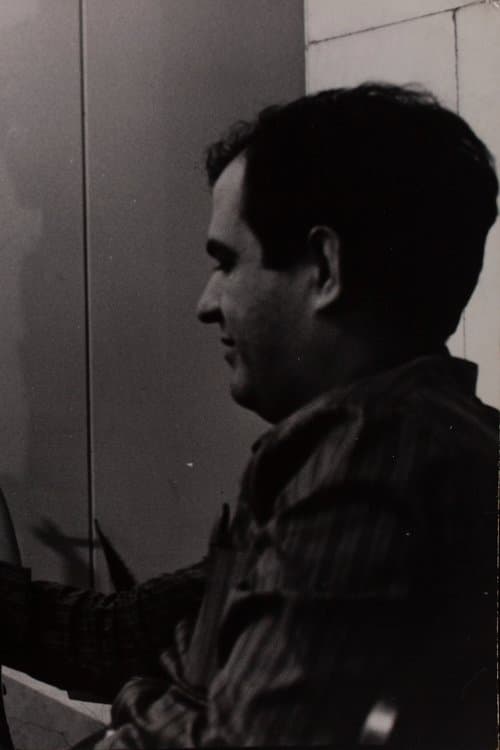 A portrait of Maurício Gomes Leite