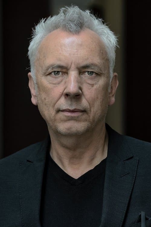 A portrait of Max Eipp