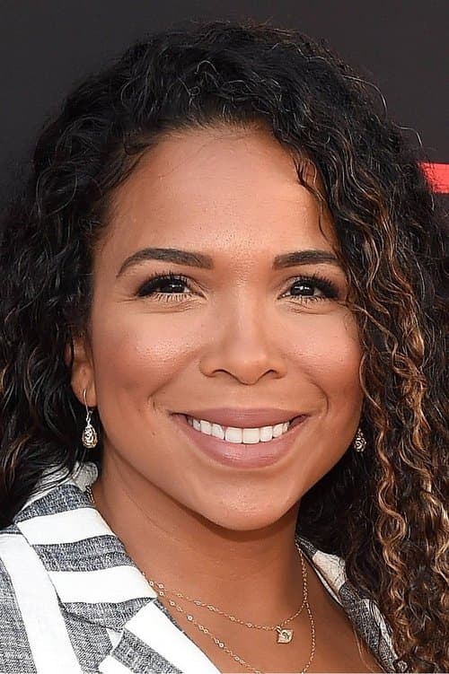 Maya Gilbert photo