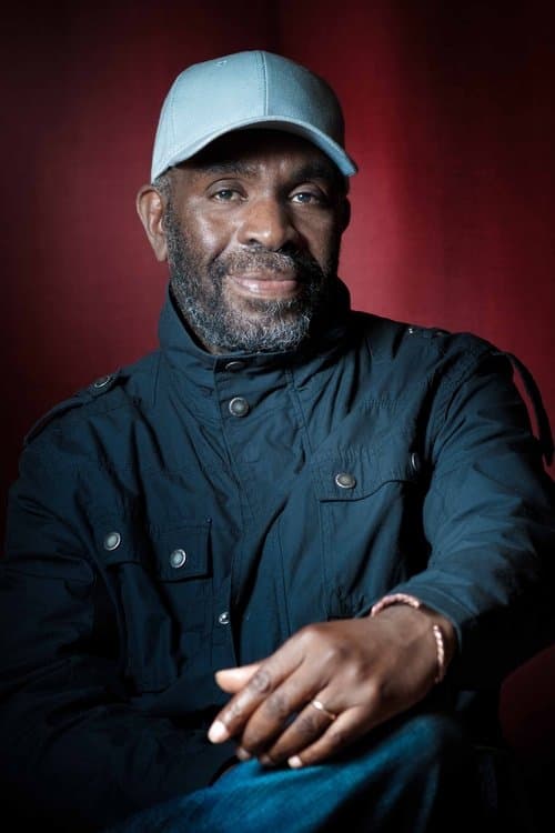 A portrait of Menelik Shabazz