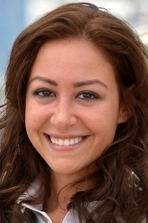 Menna Shalabi photo