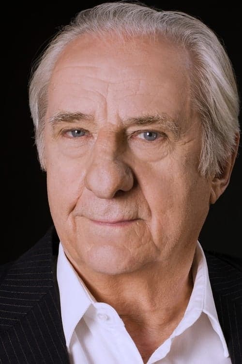 Michel Aumont photo