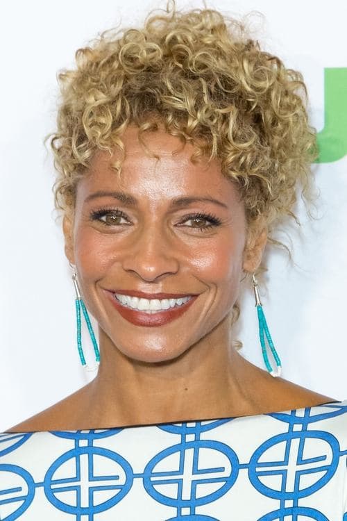 Michelle Hurd photo