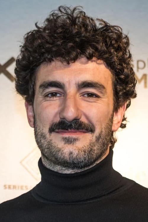 Miki Esparbé photo