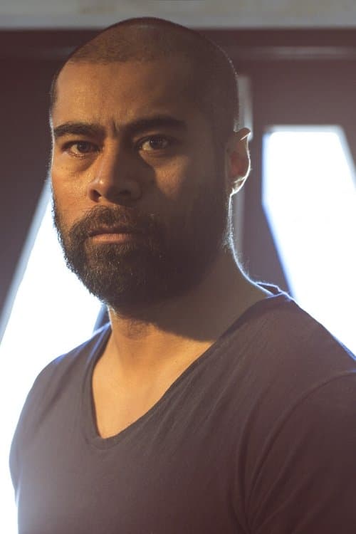 A portrait of Miki Magasiva