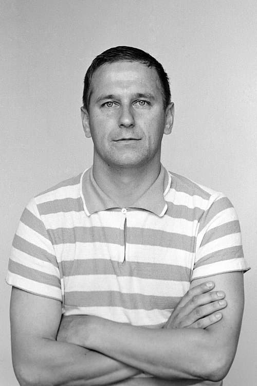 A portrait of Mikko Niskanen