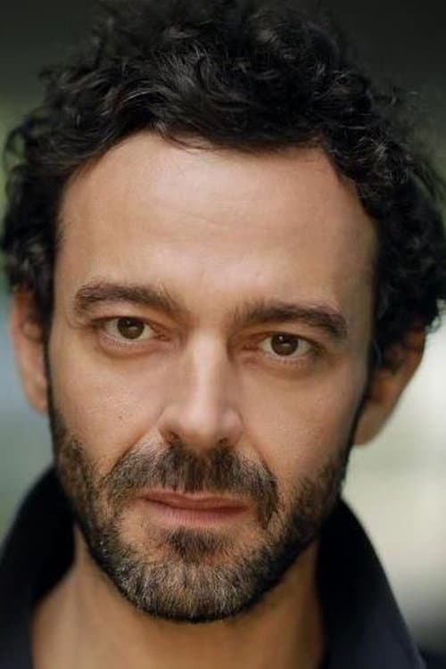Milo Twomey photo