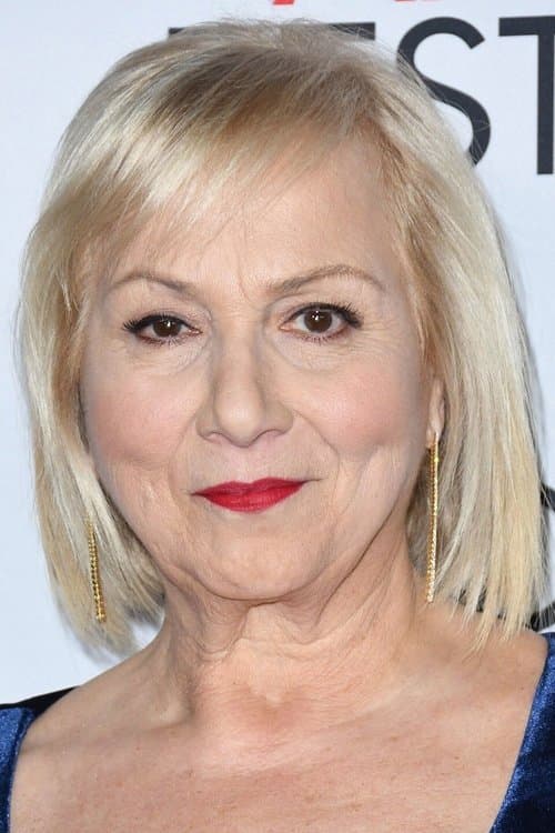 A portrait of Mimi Leder